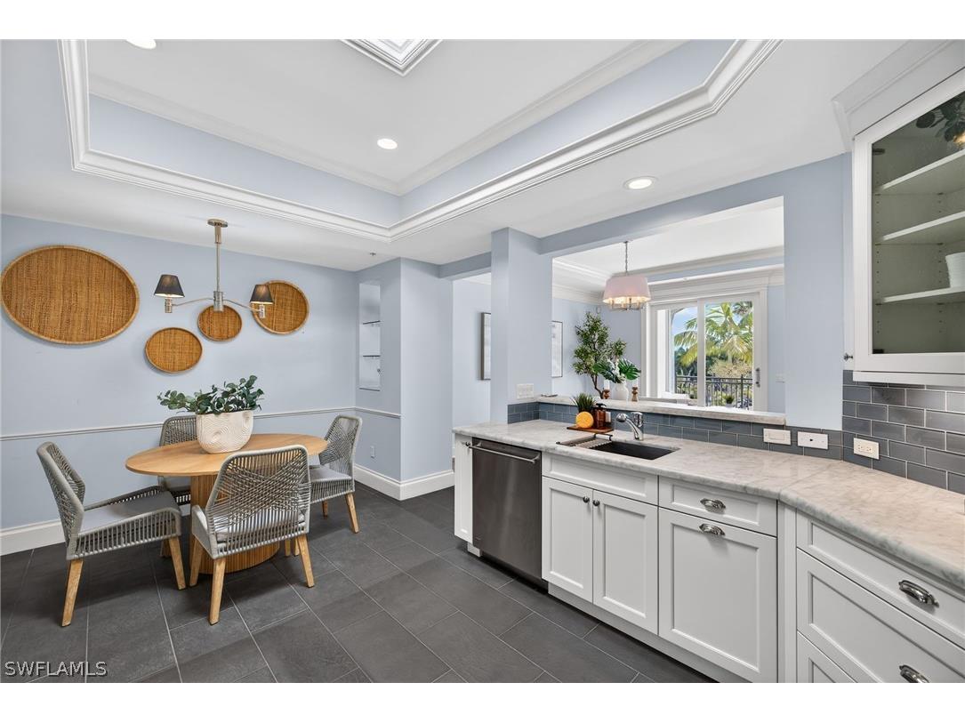 625 5th Avenue S #PH-302 Naples FL 34102 226010612 image9