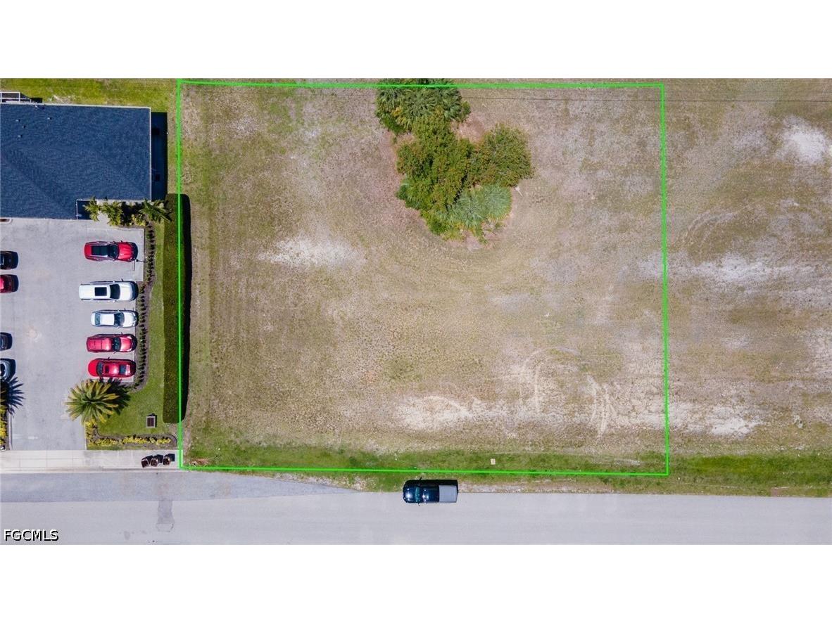 625 & 621 SW 4th Street Cape Coral FL 33991 2026021236 image1