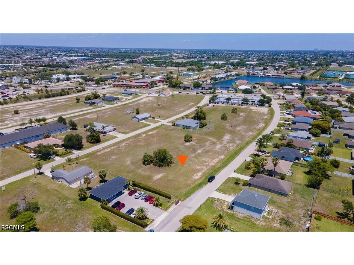 625 & 621 SW 4th Street Cape Coral FL 33991 2026021236 image4