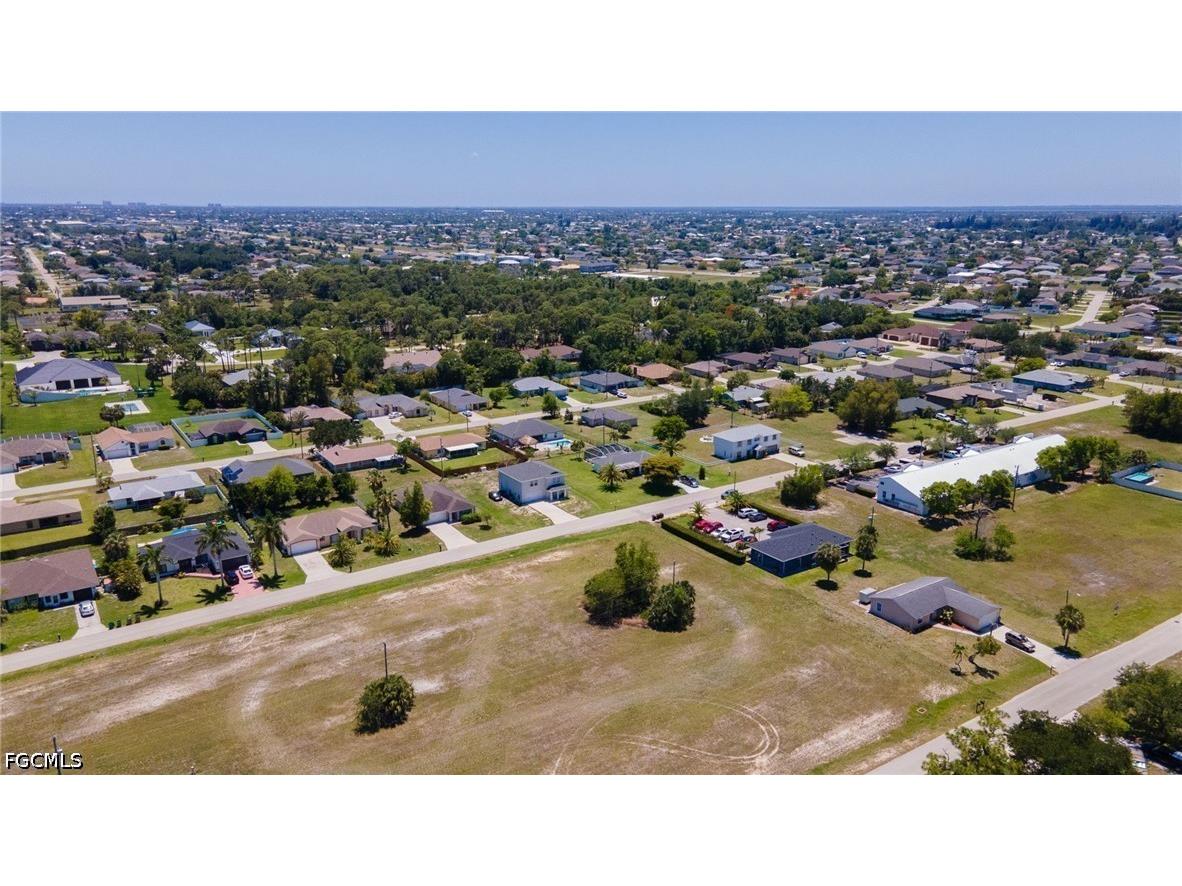 625 & 621 SW 4th Street Cape Coral FL 33991 2026021236 image5