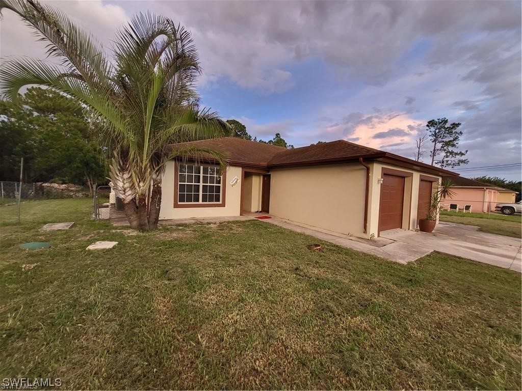 625-627 Hawthorne Lehigh Acres FL 33974 223050633 image1