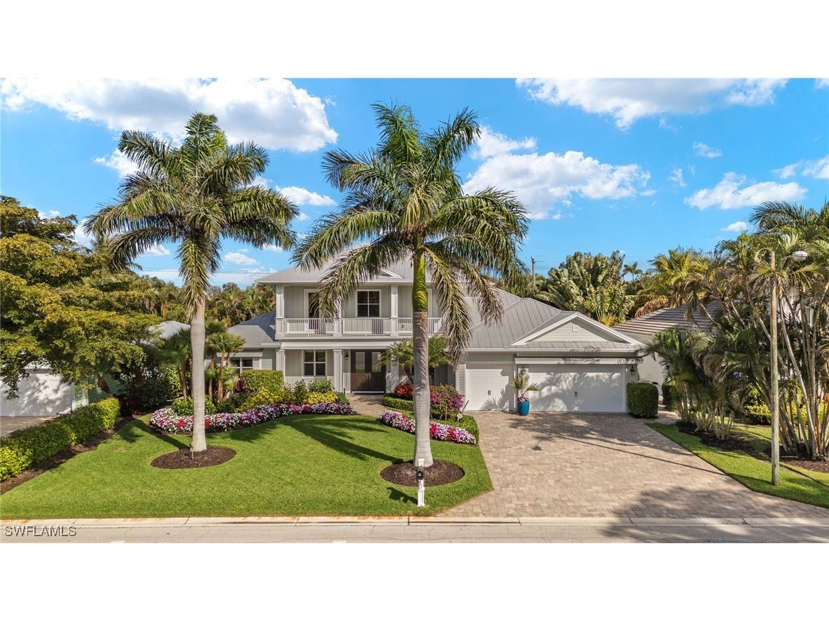 625 7th Avenue N Naples FL 34102 225018181 image1