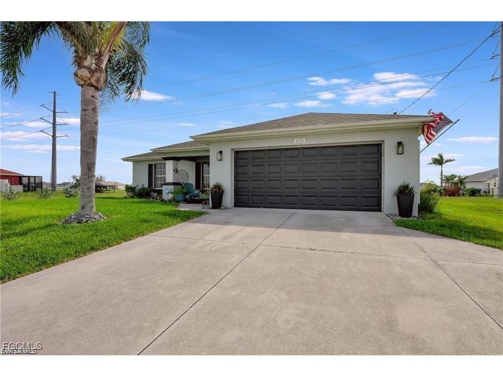 625 El Dorado Boulevard N Cape Coral FL 33993 2025015198 image1