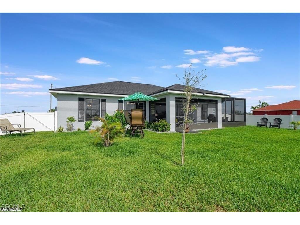 625 El Dorado Boulevard N Cape Coral FL 33993 2025026434 image25