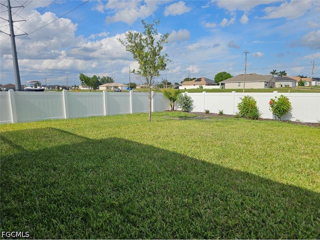 625 El Dorado Boulevard N Cape Coral FL 33993 2025026434 image29