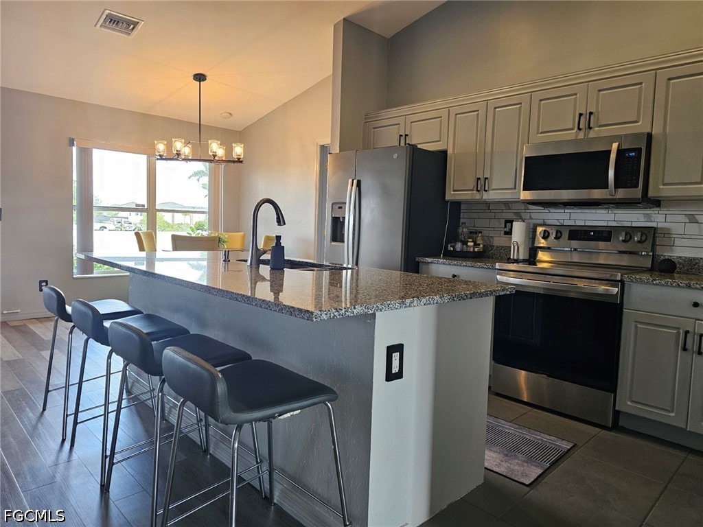 625 El Dorado Boulevard N Cape Coral FL 33993 2025026434 image6