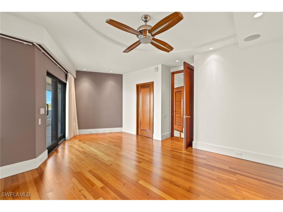 625 La Peninsula Boulevard #625 Naples FL 34113 225046160 image17