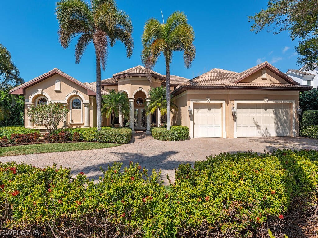 625 Mooring Line Drive Naples FL 34102 226006201 image1