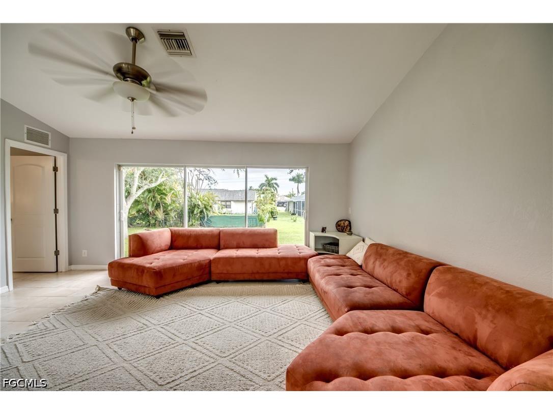 625 SW 11th Terrace Cape Coral FL 33991 2026028888 image18