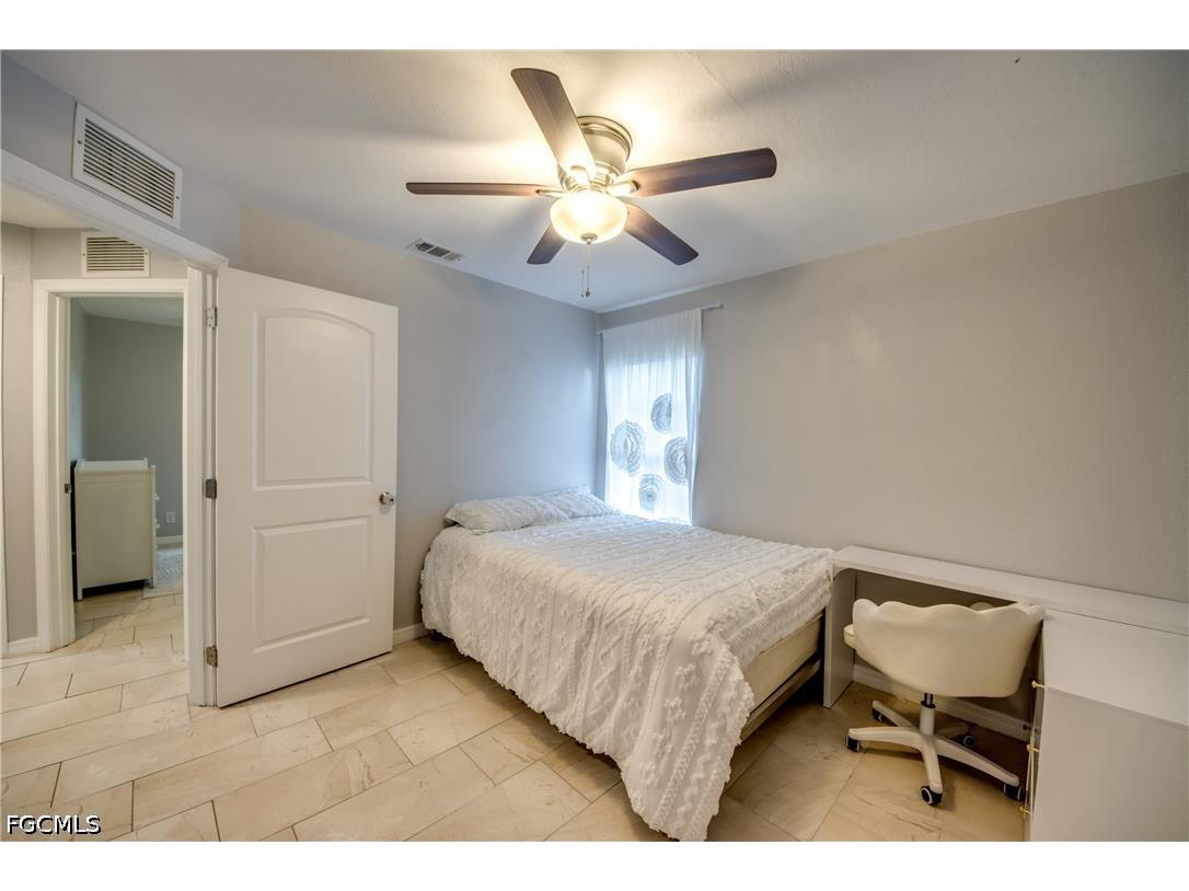 625 SW 11th Terrace Cape Coral FL 33991 2026028888 image24