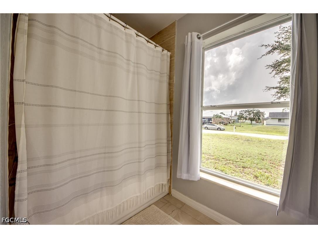 625 SW 11th Terrace Cape Coral FL 33991 2026028888 image28