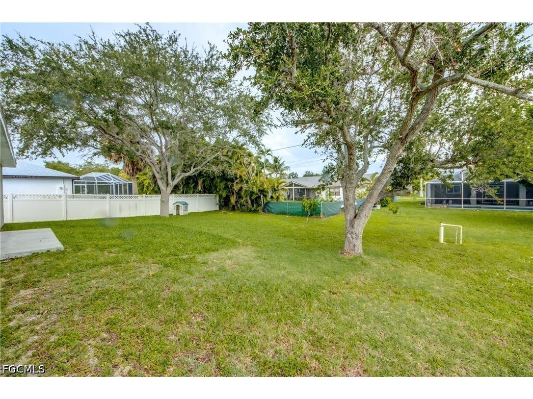 625 SW 11th Terrace Cape Coral FL 33991 2026028888 image47