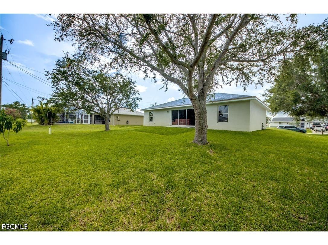 625 SW 11th Terrace Cape Coral FL 33991 2026028888 image49