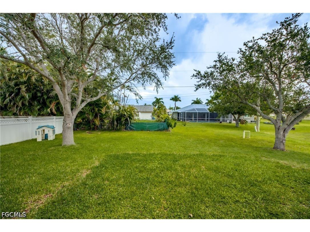 625 SW 11th Terrace Cape Coral FL 33991 2026028888 image50