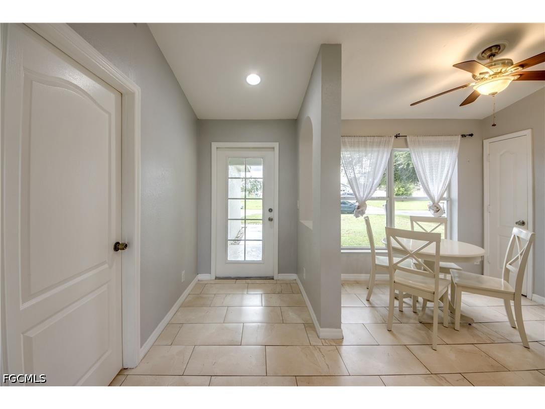 625 SW 11th Terrace Cape Coral FL 33991 2026028888 image6