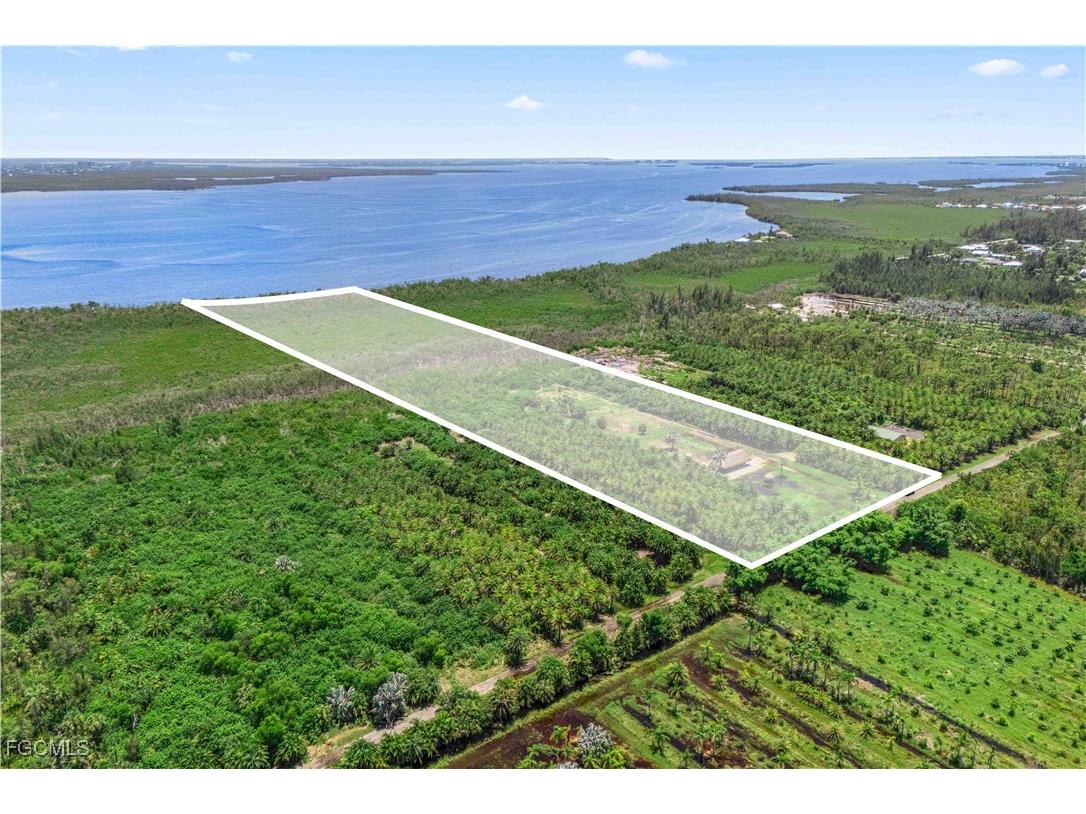 6250 Masters Landing Drive Saint James City FL 33956 2025005646 image1