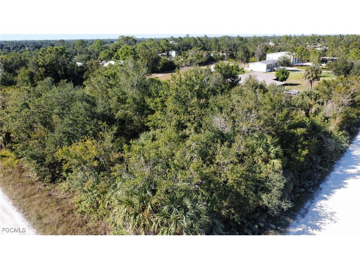 6251 Austrian Boulevard Punta Gorda FL 33982 2025021016 image2