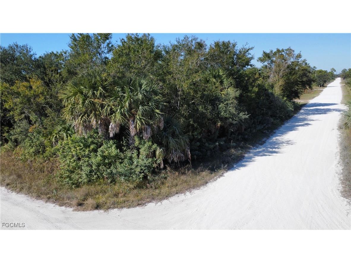 6251 Austrian Boulevard Punta Gorda FL 33982 2025021016 image4