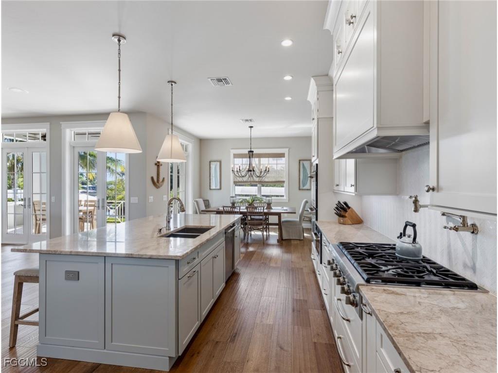 6255 Cocos Drive Fort Myers FL 33908 2025021539 image11