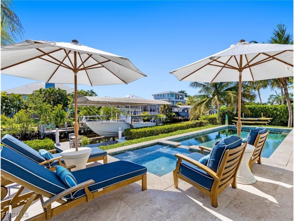 6255 Cocos Drive Fort Myers FL 33908 2025021539 image39