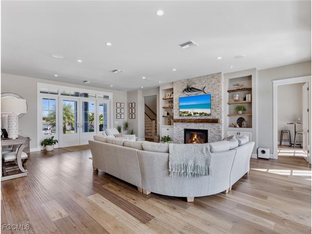 6255 Cocos Drive Fort Myers FL 33908 2025021539 image7