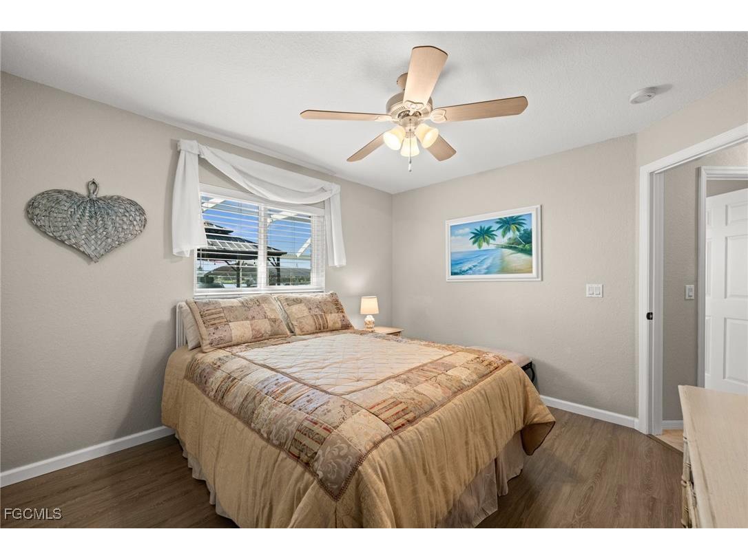 626 Cape Coral Parkway W Cape Coral FL 33914 2025022065 image22