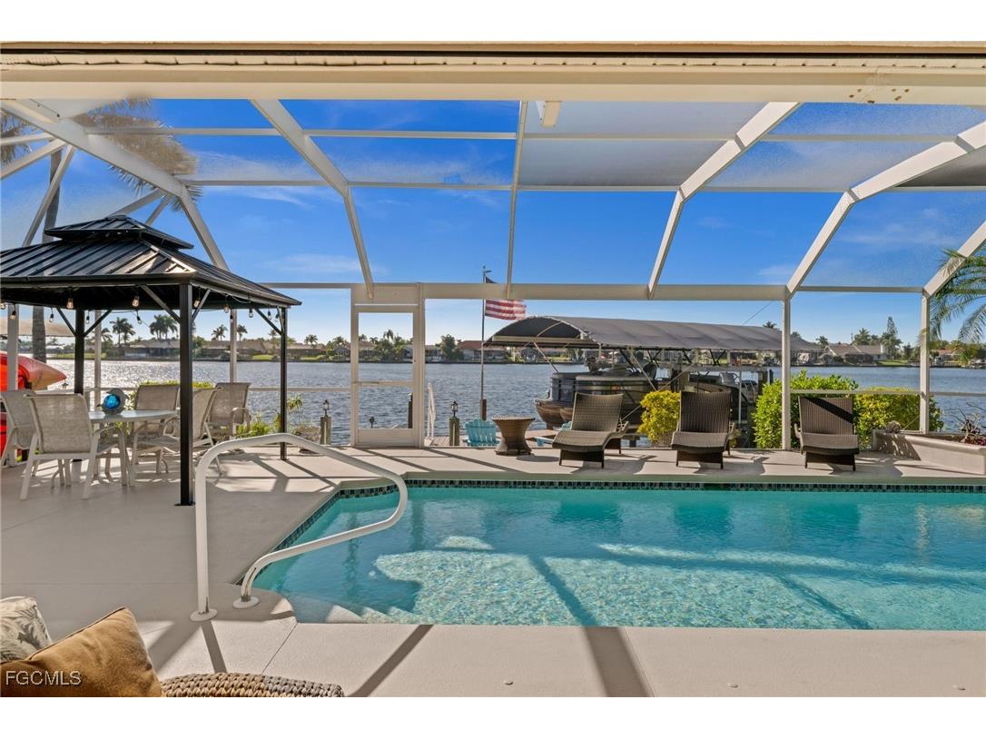 626 Cape Coral Parkway W Cape Coral FL 33914 2025022065 image3