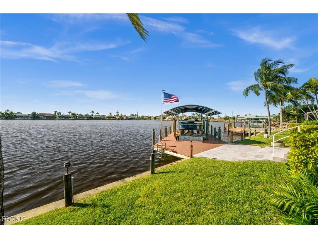 626 Cape Coral Parkway W Cape Coral FL 33914 2025022065 image31