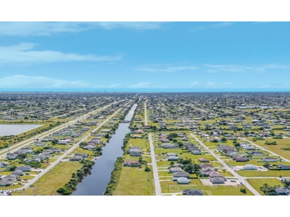 626 NE 12th Street Cape Coral FL 33909 2025023337 image2
