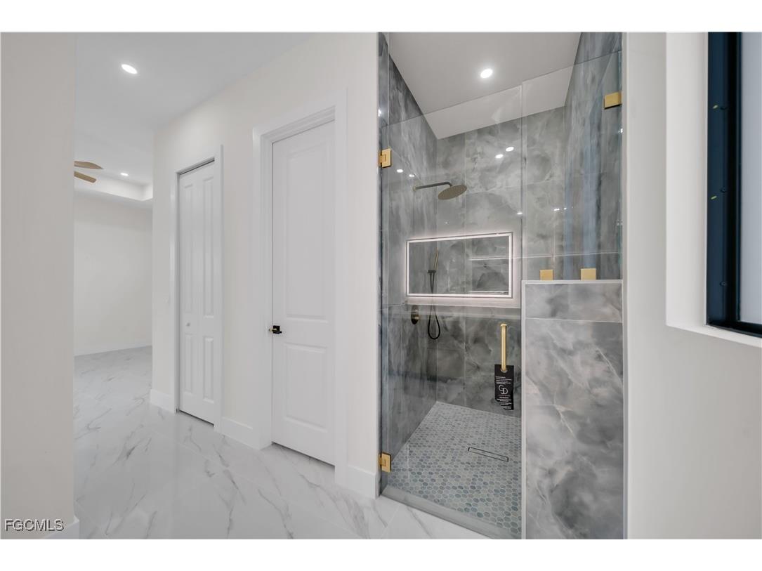 626 NE 8th Street Cape Coral FL 33909 2025020167 image22