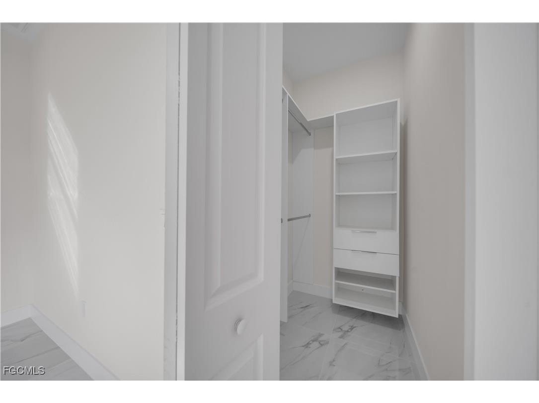 626 NE 8th Street Cape Coral FL 33909 2025020167 image25