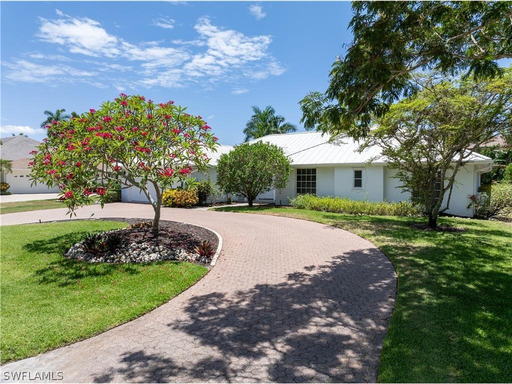 626 Regatta Road Naples FL 34103 224050708 image2