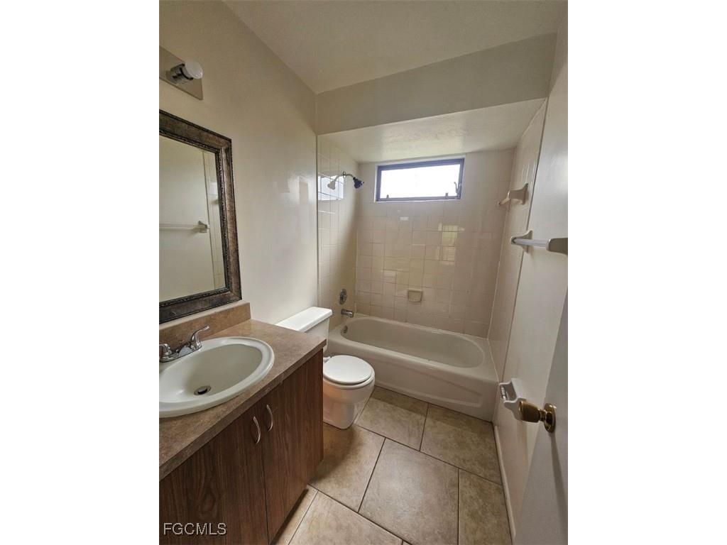 626 SE 13th Court #4 Cape Coral FL 33990 2025007348 image9