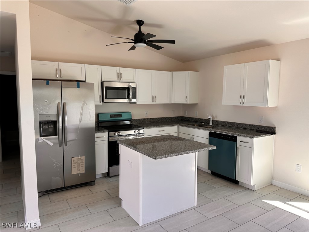 626 SE 1st Terrace Cape Coral FL 33990 225028131 image1