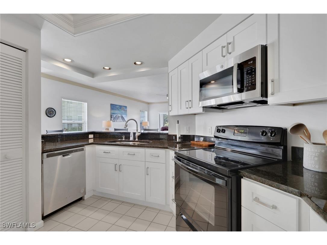 6260 Bellerive Avenue #4 Naples FL 34119 226003401 image10
