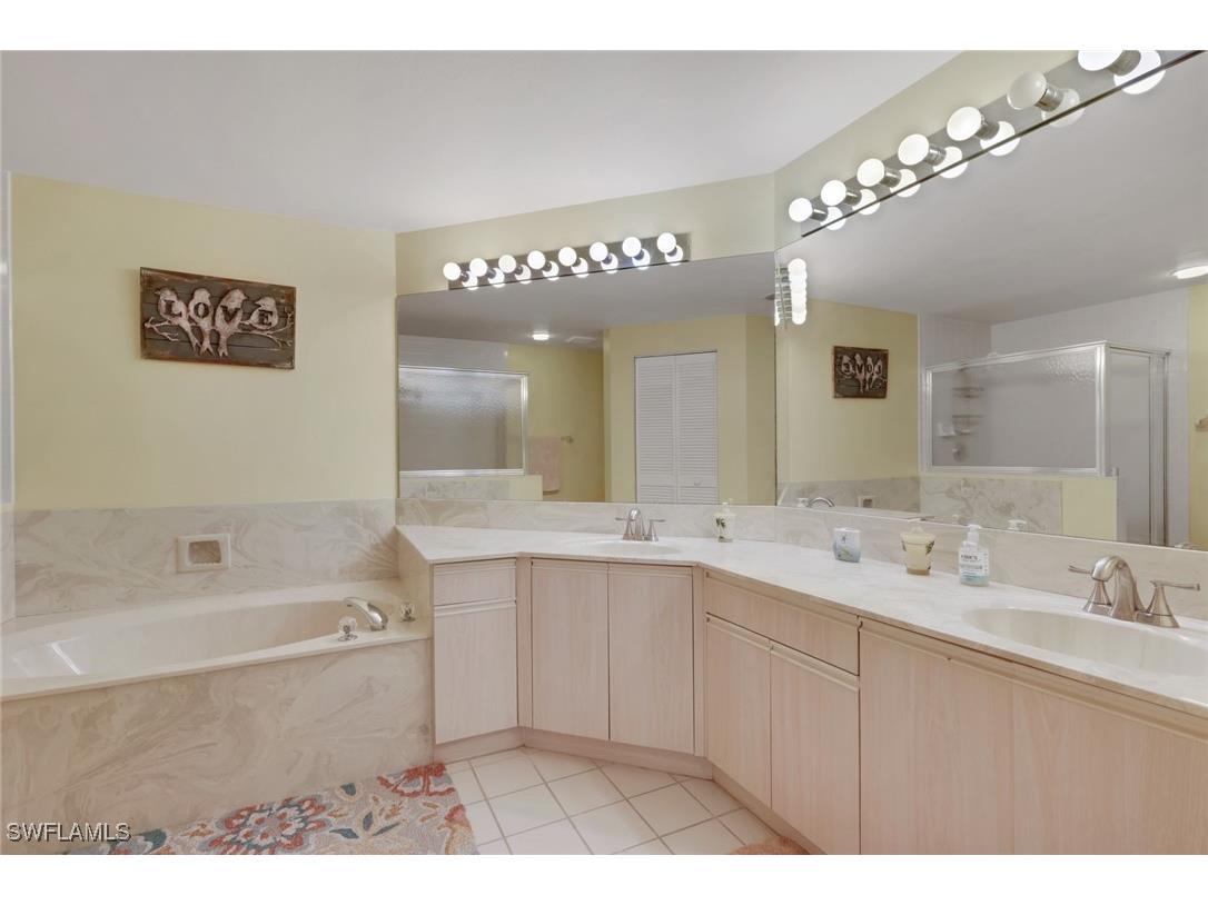 6260 Bellerive Avenue #4 Naples FL 34119 226003401 image17