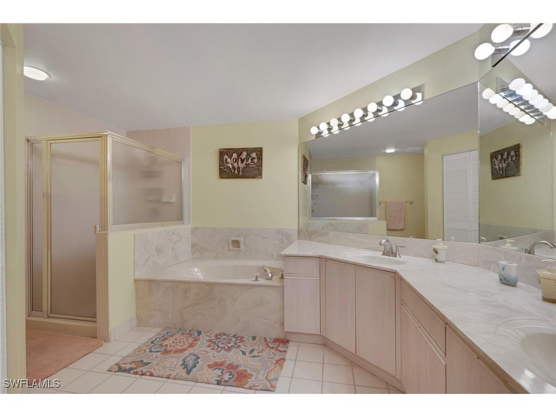 6260 Bellerive Avenue #4 Naples FL 34119 226003401 image18