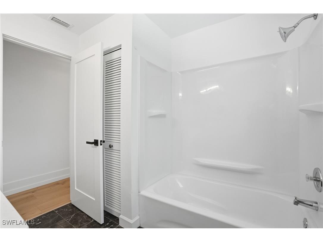 6260 Waxmyrtle Way Naples FL 34109 225080627 image27