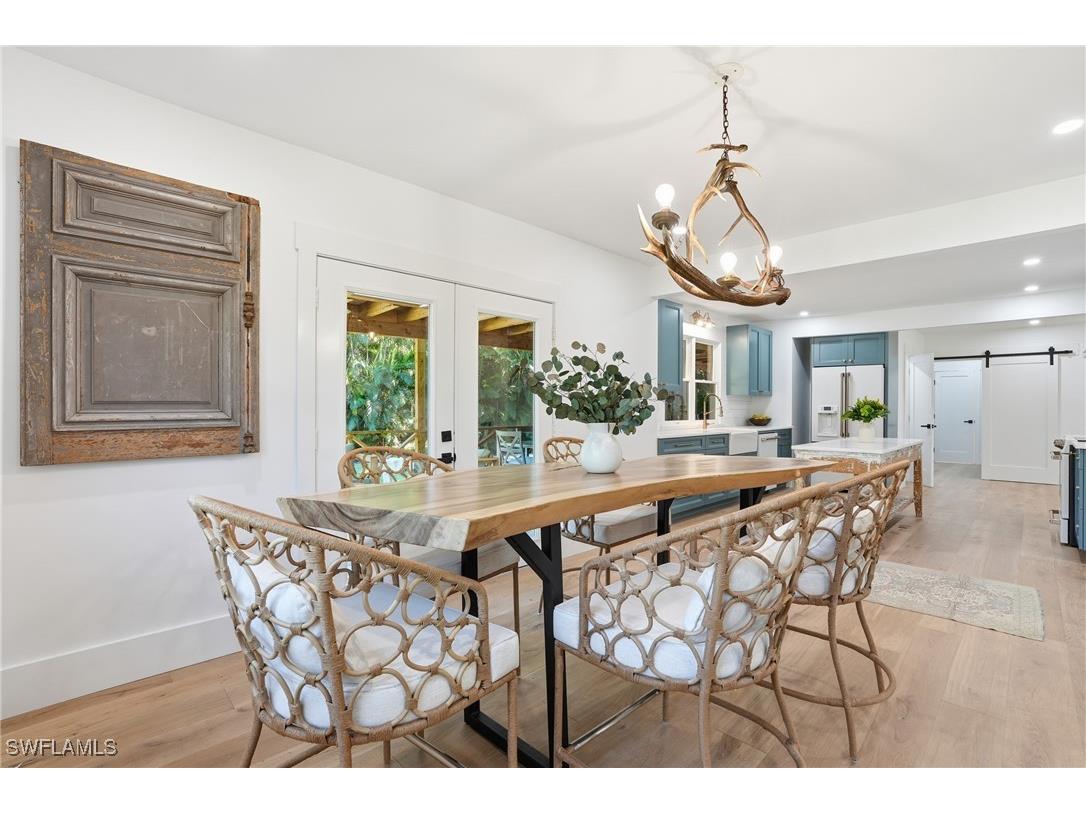 6260 Waxmyrtle Way Naples FL 34109 225080627 image8