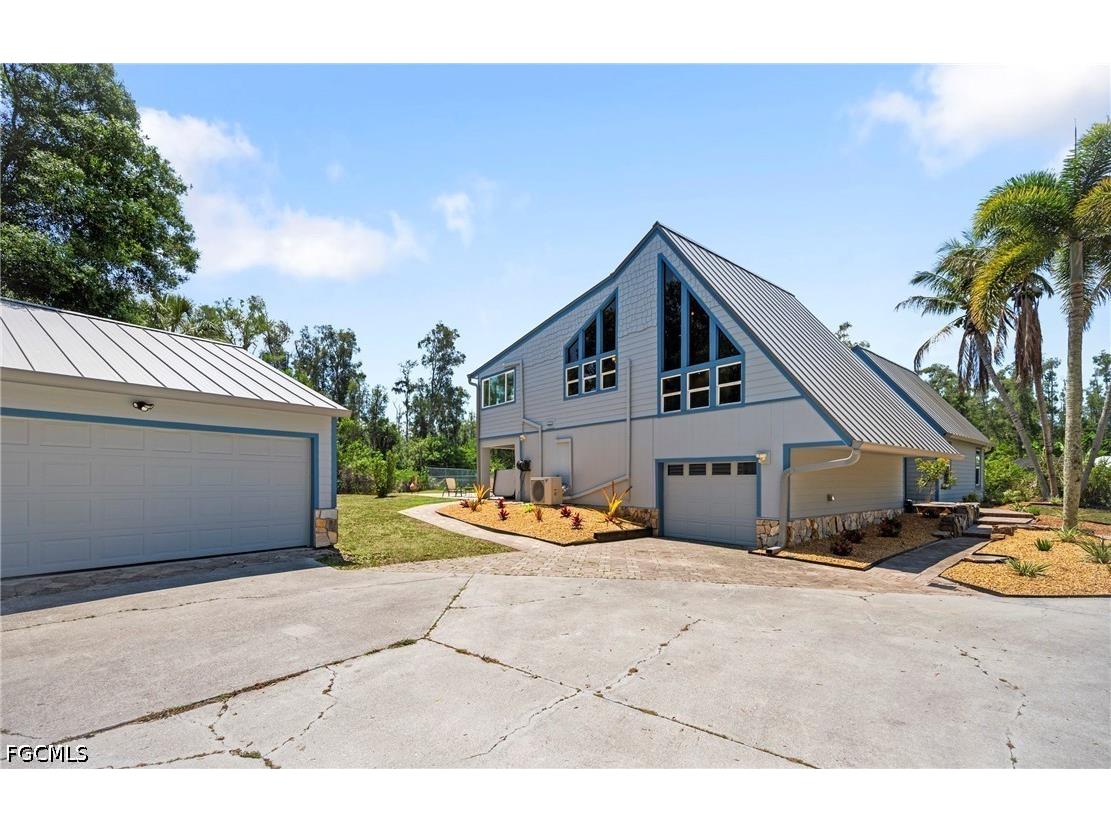 6268 Foxfire Lane Fort Myers FL 33912 2026019361 image14