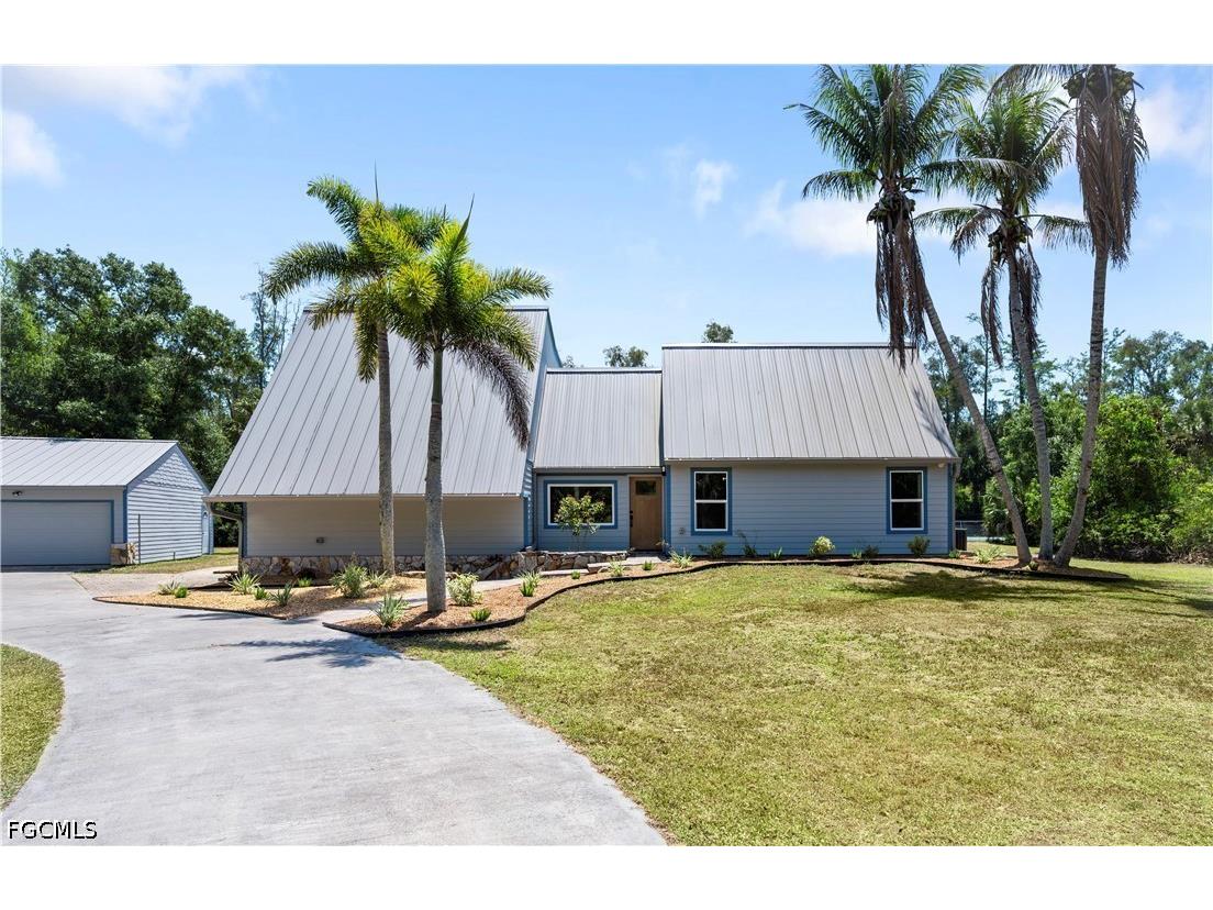 6268 Foxfire Lane Fort Myers FL 33912 2026019361 image3