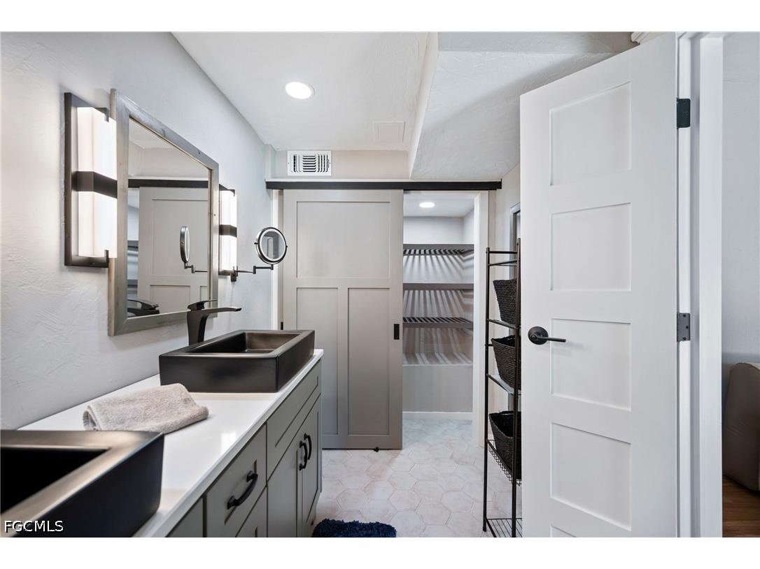 6268 Foxfire Lane Fort Myers FL 33912 2026019361 image39
