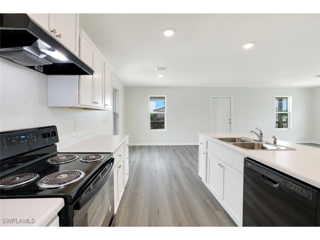 627 Palm Avenue Goodland FL 34140 225063980 image12