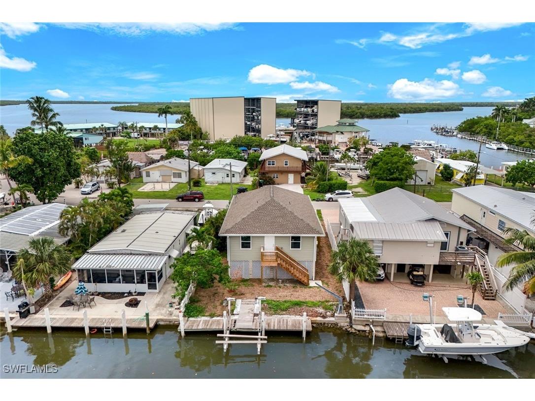 627 Palm Avenue Goodland FL 34140 225063980 image27