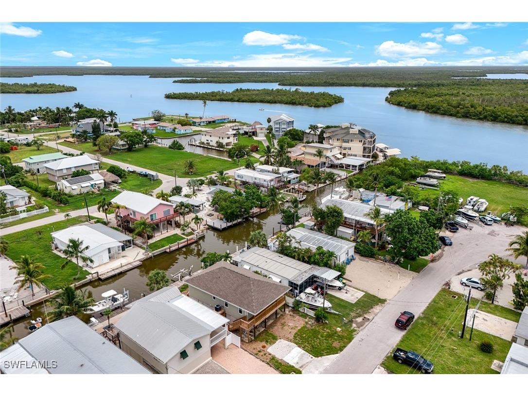 627 Palm Avenue Goodland FL 34140 225063980 image30