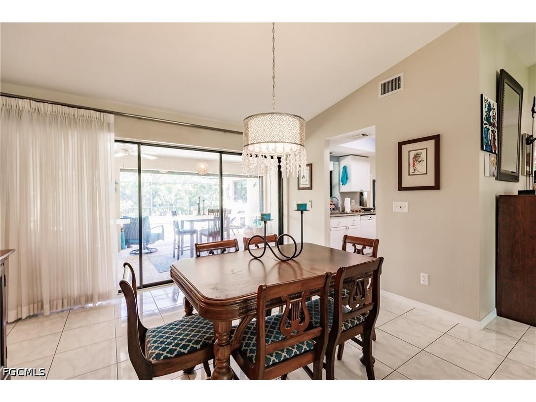 627 SE 34th Street Cape Coral FL 33904 2026019588 image12