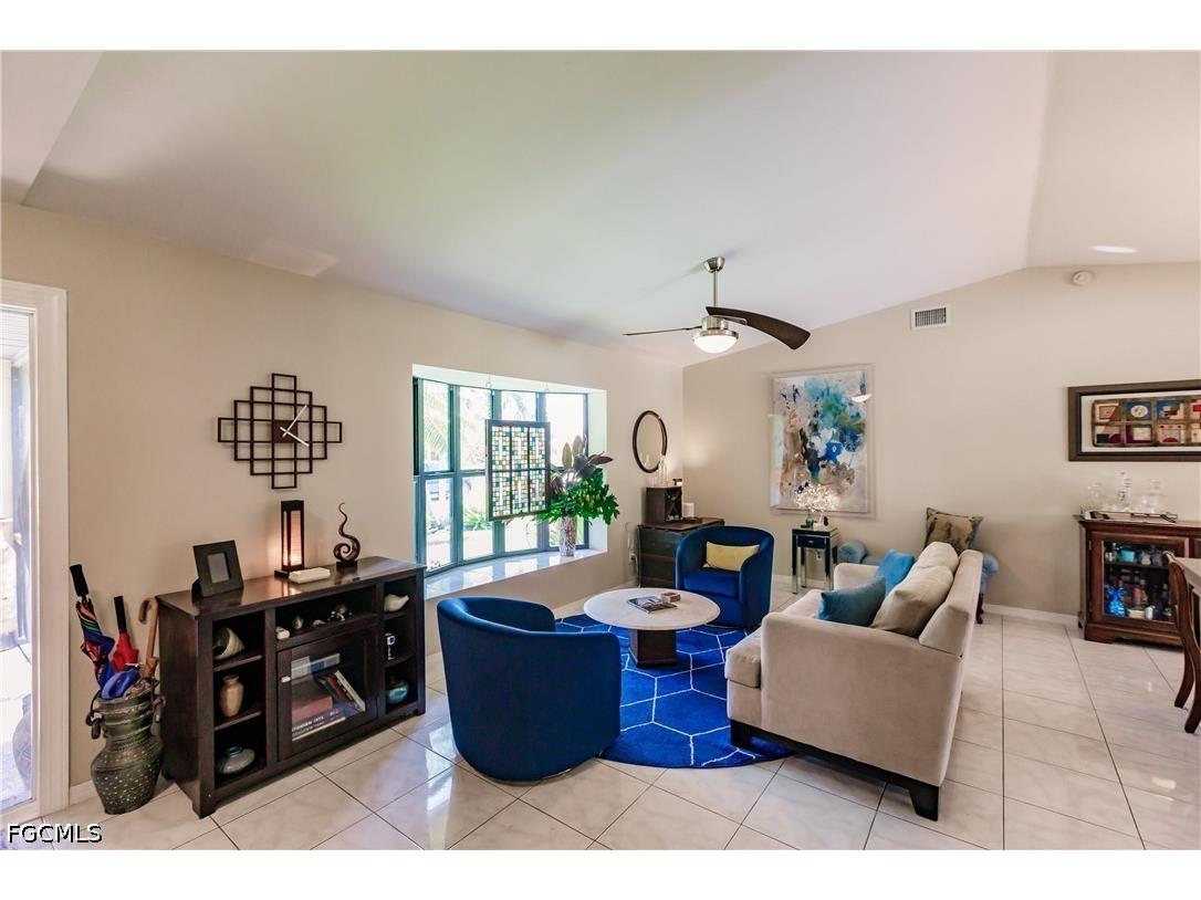 627 SE 34th Street Cape Coral FL 33904 2026019588 image7
