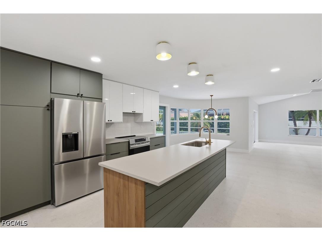 627 SW 56th Street Cape Coral FL 33914 2026014516 image7