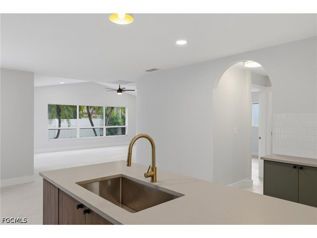 627 SW 56th Street Cape Coral FL 33914 2026014516 image8