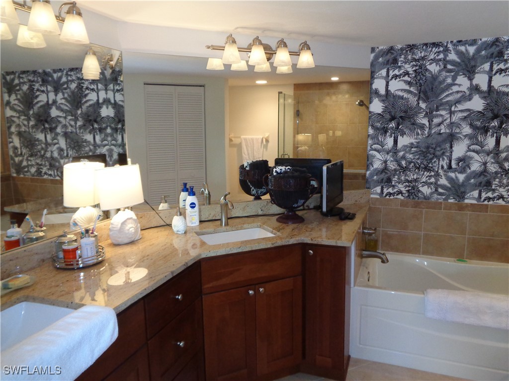 6270 Bellerive Avenue #3 Naples FL 34119 225065504 image25